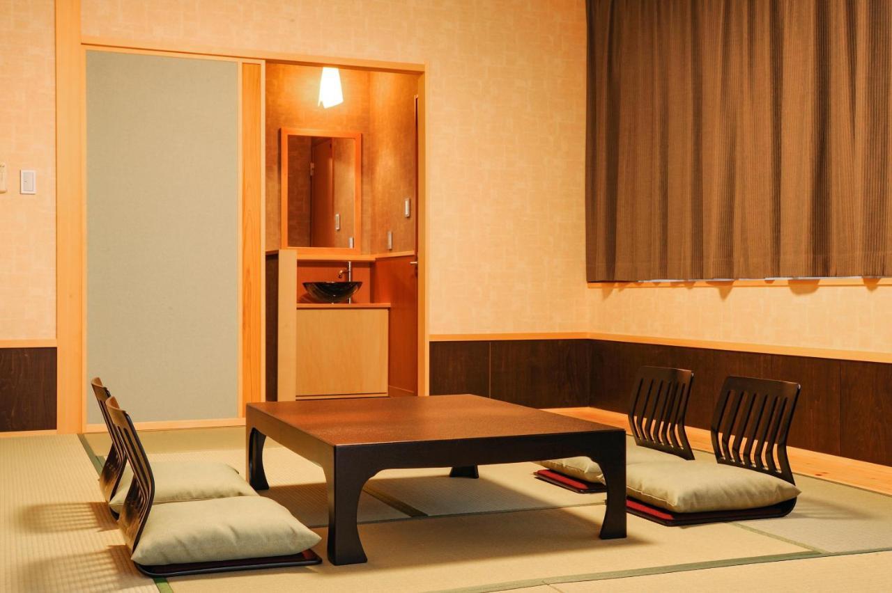 Ooedo Onsen Monogatari Urayasu Mangekyo Exterior foto